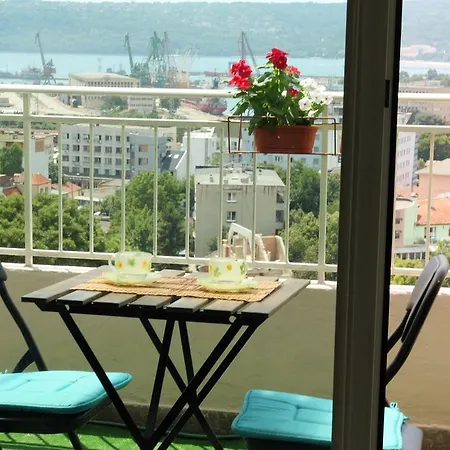 Sea View Penthouse Apartment In The Heart Of Varna Apartment Warna