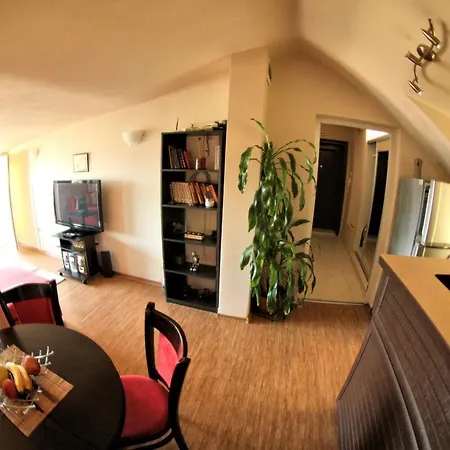 Sea View Penthouse Apartment In The Heart Of Varna